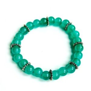 Glass bead bracelet